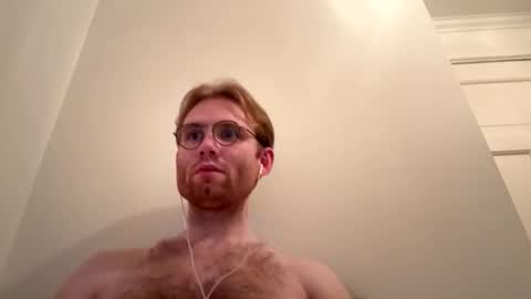 molliter online show from September 15, 2025, 11:27 pm