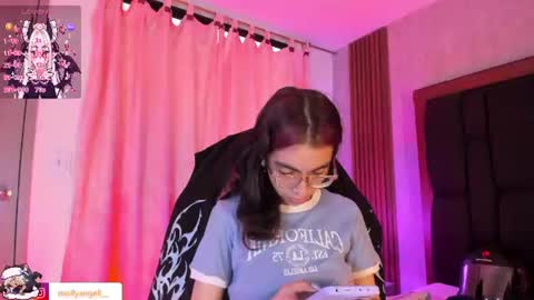 Snapshot of molly__a chatting on July 11, 2026, 3:48 pm Molly online show from July 11, 2026, 3:48 pm