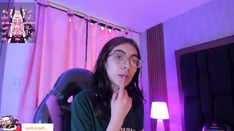 Snapshot of molly__a chatting on July 29, 2026, 4:38 pm Molly online show from July 29, 2026, 4:38 pm
