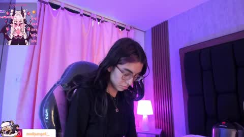 Snapshot of molly__a chatting on August 2, 2026, 3:32 pm Molly online show from August 2, 2026, 3:32 pm