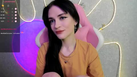 Snapshot of molly_crystall chatting on May 18, 2026, 4:07 am Molly - online show from May 18, 2026, 4:07 am