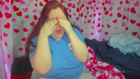 Snapshot of molly_moons chatting on February 10, 2026, 10:58 pm molly_moons online show from February 10, 2026, 10:58 pm