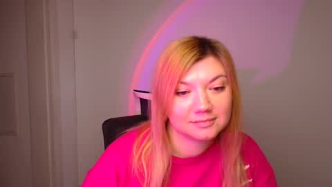 Molly online show from January 6, 2025, 1:30 pm