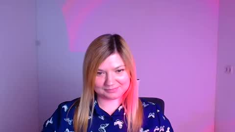 Molly online show from February 7, 2025, 3:41 pm