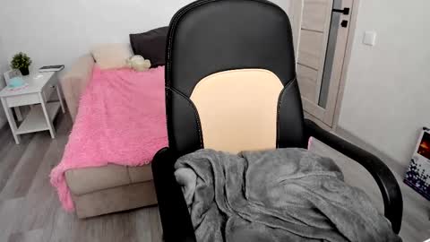 Ill tell you when were private online show from September 9, 2025, 12:26 pm