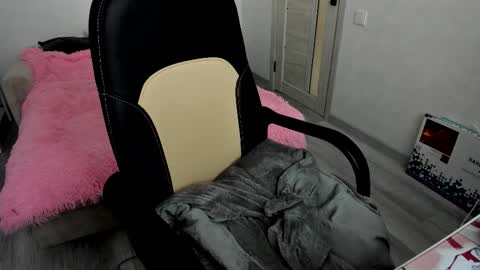 Ill tell you when were private online show from September 27, 2025, 2:11 pm