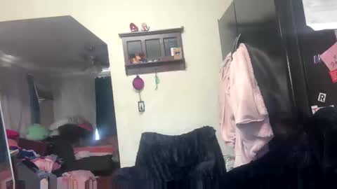 molly_theslut online show from March 23, 2026, 2:10 pm