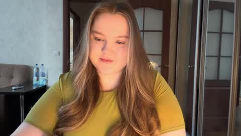 Snapshot of mollyas chatting on June 30, 2026, 10:05 am Alice online show from June 30, 2026, 10:05 am