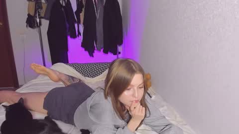 Taisha online show from February 18, 2025, 6:04 pm