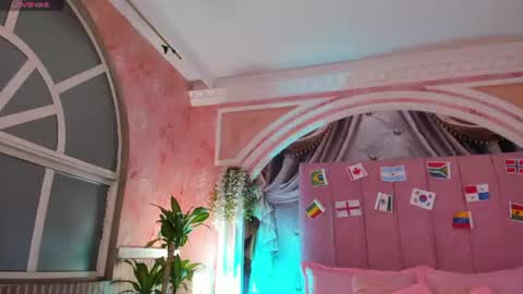 MollyDoll online show from June 21, 2026, 10:51 am