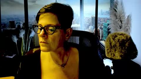 MollySun Nina Randmann online show from November 16, 2025, 5:40 pm