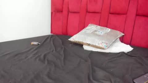 mollyxketa1_ online show from November 14, 2025, 3:49 am