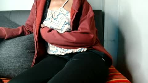 Snapshot of mollyxxxarial chatting on June 18, 2026, 9:14 am Molly online show from June 18, 2026, 9:14 am