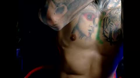 Snapshot of molotov_explosive chatting on March 31, 2026, 1:51 am Molotov online show from March 31, 2026, 1:51 am