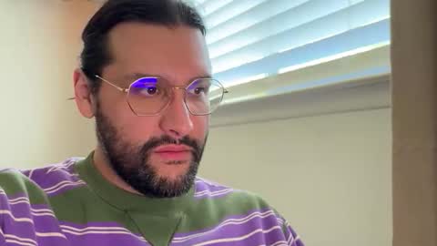 molten_escargot online show from January 12, 2026, 10:15 pm