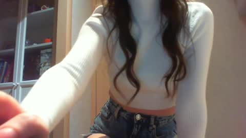 Hailey online show from December 22, 2024, 5:45 am