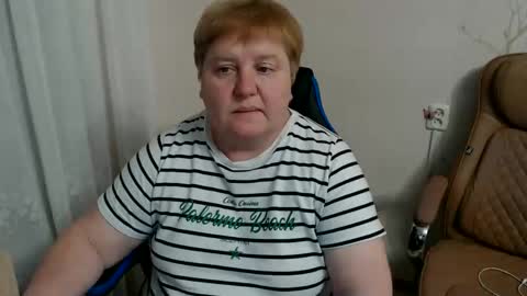 Snapshot of mommy99x chatting on June 8, 2026, 8:53 pm Mommy99X online show from June 8, 2026, 8:53 pm