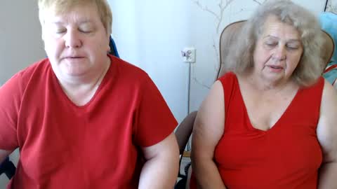Snapshot of mommy99x chatting on July 27, 2026, 7:48 am Mommy99X online show from July 27, 2026, 7:48 am