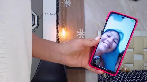 Snapshot of mommy_dulce chatting on January 13, 2026, 1:22 am ANDREA online show from January 13, 2026, 1:22 am