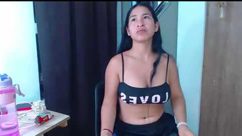 Snapshot of mommy_dulce chatting on February 12, 2026, 1:11 am ANDREA online show from February 12, 2026, 1:11 am