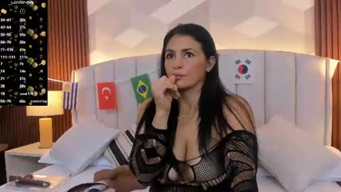 Snapshot of mommy_naughty_ chatting on July 6, 2026, 11:18 am Letty Smith online show from July 6, 2026, 11:18 am
