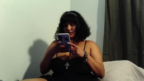 Mommy bubbles online show from February 1, 2026, 1:04 am