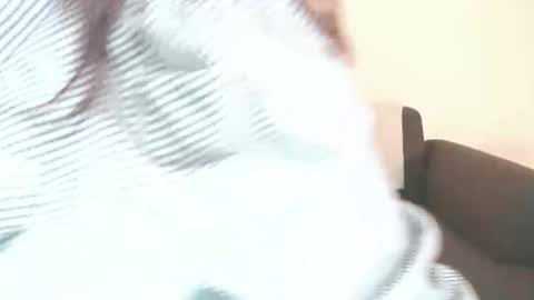 Snapshot of momo612238 chatting on December 29, 2024, 1:38 pm Momo online show from December 29, 2024, 1:38 pm