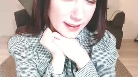 Snapshot of momo612238 chatting on March 8, 2025, 10:45 pm Momo online show from March 8, 2025, 10:45 pm