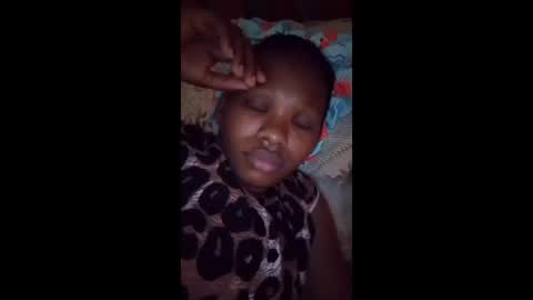 momsdoll online show from April 4, 2026, 2:03 pm