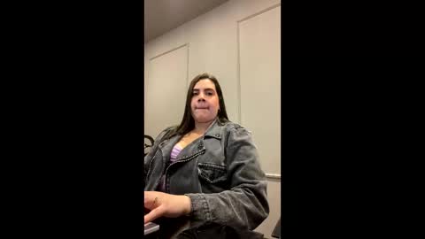 Snapshot of mona28__ chatting on November 13, 2025, 12:48 pm Mona online show from November 13, 2025, 12:48 pm