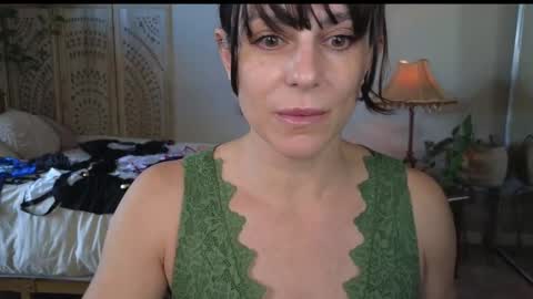 Mona online show from March 25, 2026, 2:34 pm