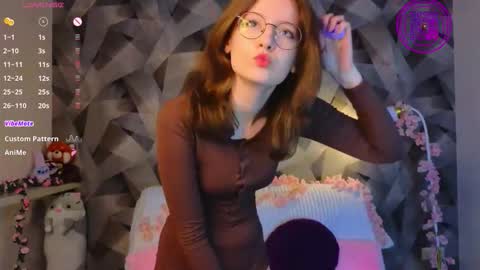 Mona online show from November 29, 2025, 4:43 pm