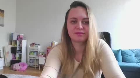 Snapshot of monarise chatting on April 30, 2026, 10:10 am monarise online show from April 30, 2026, 10:10 am