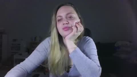 Snapshot of monarise chatting on May 2, 2026, 8:36 pm monarise online show from May 2, 2026, 8:36 pm
