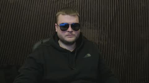 Snapshot of moneycumshot chatting on February 24, 2026, 4:49 pm Alex online show from February 24, 2026, 4:49 pm
