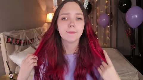 Monica online show from October 27, 2025, 5:22 am