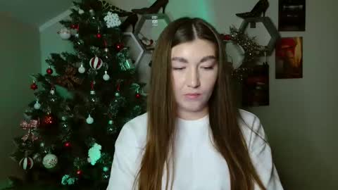 Snapshot of monica_sweets chatting on November 12, 2025, 12:16 pm sweet girl and shine body online show from November 12, 2025, 12:16 pm
