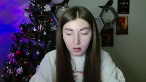 Snapshot of monica_sweets chatting on November 22, 2025, 7:29 am sweet girl and shine body online show from November 22, 2025, 7:29 am