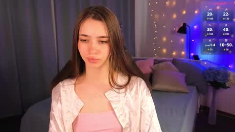 Snapshot of monica_venom chatting on May 28, 2026, 2:03 pm Hi Im Monica online show from May 28, 2026, 2:03 pm