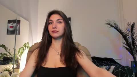 Snapshot of monica_vi chatting on June 10, 2026, 7:13 pm Monica online show from June 10, 2026, 7:13 pm