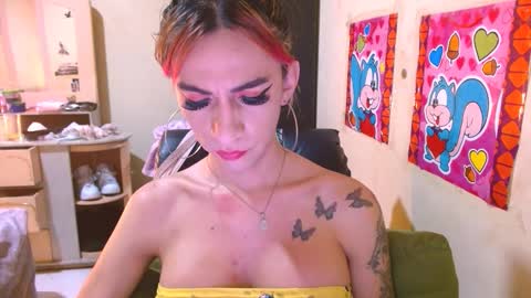 monicalimite123 online show from March 4, 2026, 9:21 pm