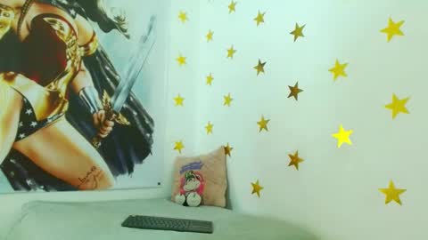 monickhot303av online show from December 12, 2024, 9:51 am