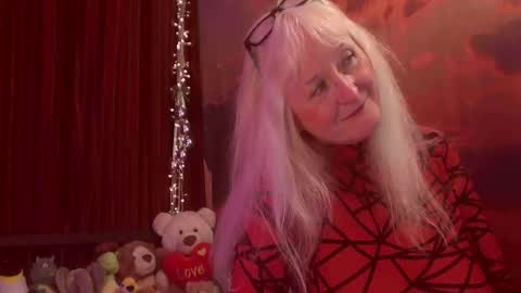 Monika    online show from April 1, 2026, 2:01 am