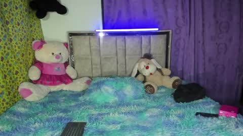 moniquehisk online show from April 16, 2026, 4:19 pm