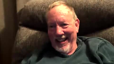 Snapshot of monkeedance chatting on January 11, 2025, 6:35 am Monkee Dance online show from January 11, 2025, 6:35 am