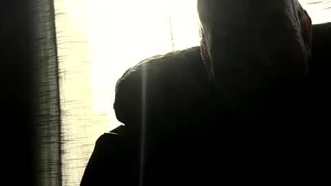 Snapshot of monkeedance chatting on January 11, 2026, 10:37 pm Monkee Dance online show from January 11, 2026, 10:37 pm