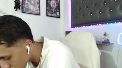 Snapshot of monkey_uchiha77 chatting on March 4, 2025, 5:45 pm simon dice online show from March 4, 2025, 5:45 pm