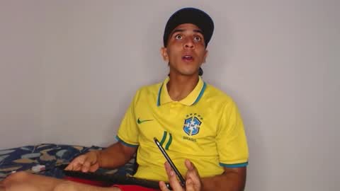 simon dice online show from December 1, 2025, 11:10 pm