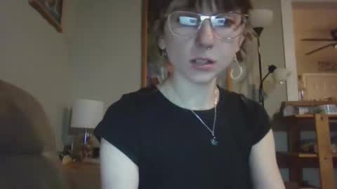 monkeygirl9 come play with me slut daddy bad spanking cute girl submissive online show from March 4, 2026, 6:52 am