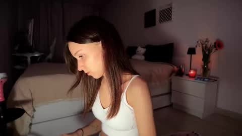 Mary online show from December 3, 2025, 11:41 am